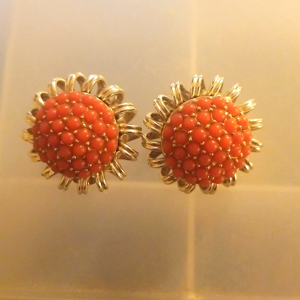 Rare Bergere Clip On Earrings 1960s 45$